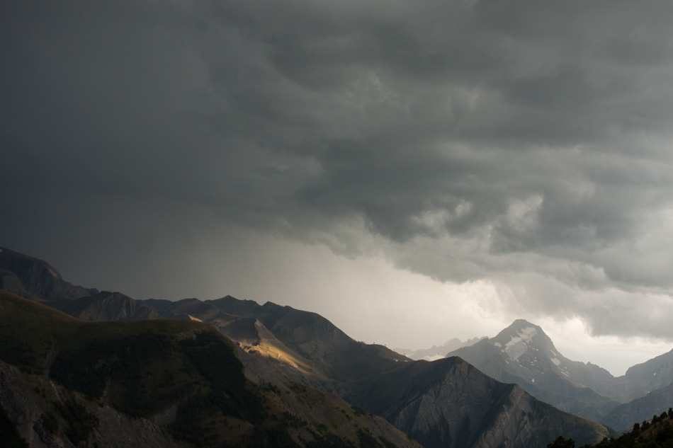 Orage Uissans
